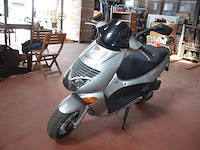 Motorfiets aprilia leonardo 125, type: mb00, chassisnummer: zd4mb0000ws119204 met inschrijvingsbewijs, gelijkvormigheidsattest en 1 sleutel - afbeelding 14 van  22