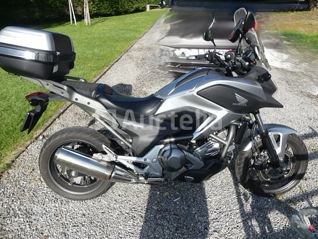 Motorfiets honda nc700x dct (2012-6,005 km) - afbeelding 29 van  34