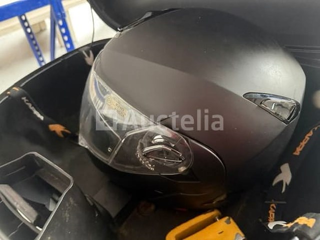 Motorfiets honda vfr 1200 (2011 - jh2 sc6 3d8 bk 100 038) - afbeelding 4 van  19