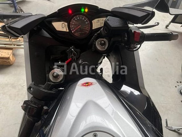 Motorfiets honda vfr 1200 (2011 - jh2 sc6 3d8 bk 100 038) - afbeelding 13 van  19