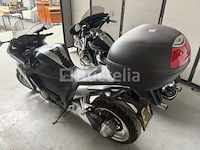 Motorfiets honda vfr 1200 (2011 - jh2 sc6 3d8 bk 100 038) - afbeelding 14 van  19