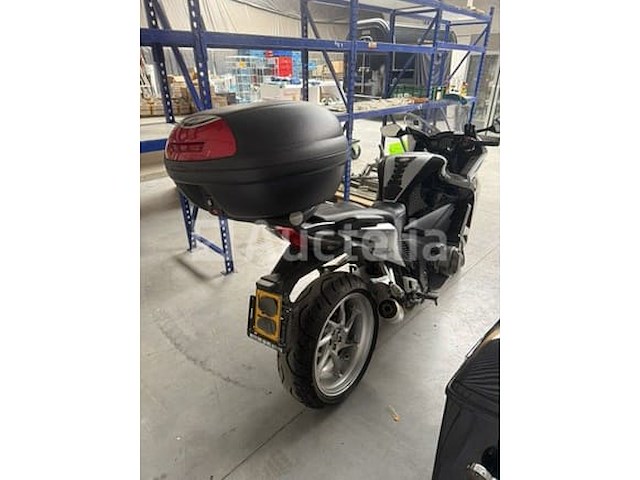 Motorfiets honda vfr 1200 (2011 - jh2 sc6 3d8 bk 100 038) - afbeelding 16 van  19