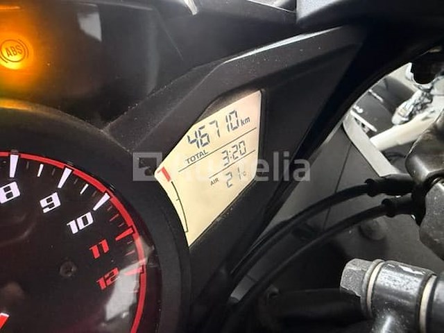 Motorfiets honda vfr 1200 (2011 - jh2 sc6 3d8 bk 100 038) - afbeelding 18 van  19
