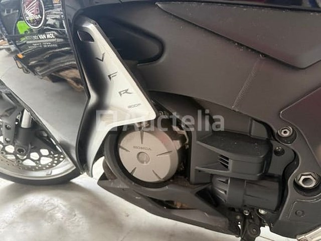 Motorfiets honda vfr 1200 (2011 - jh2 sc6 3d8 bk 100 038) - afbeelding 19 van  19