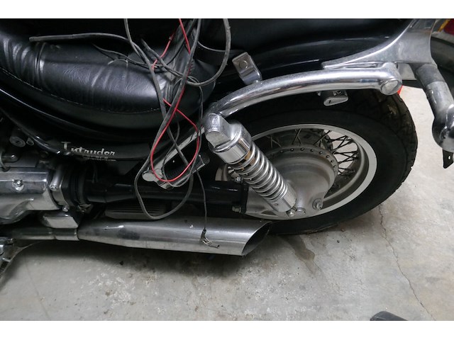 Motorfiets suzuki (2../..) - afbeelding 3 van  11