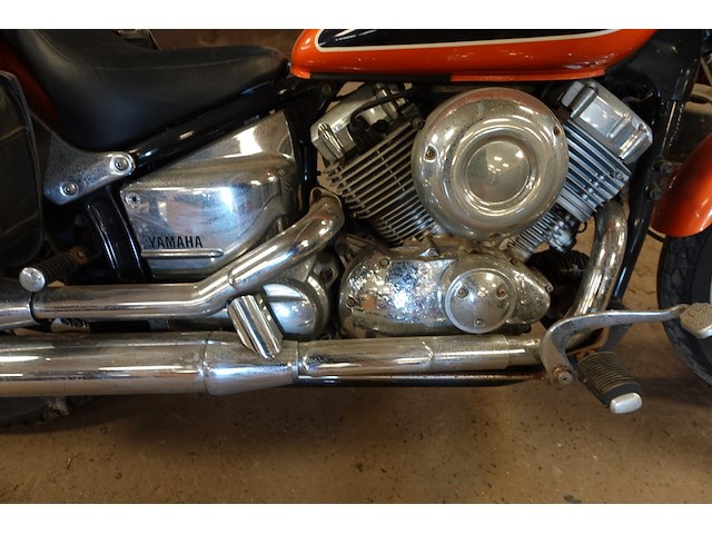 Motorfiets yamaha - afbeelding 3 van  16