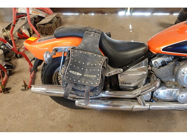 Motorfiets yamaha - afbeelding 6 van  16