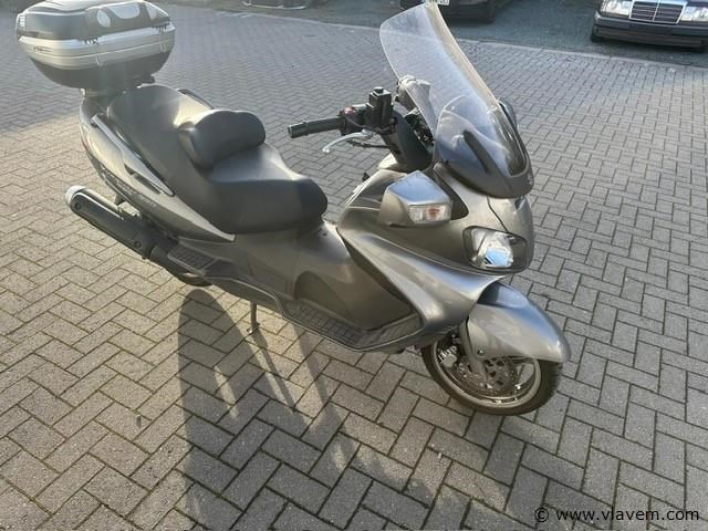 Motorfiets - afbeelding 2 van  5