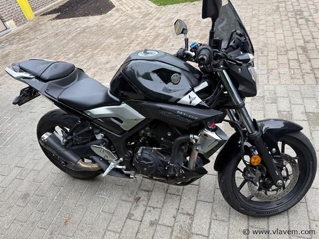 Motorfiets - afbeelding 1 van  11