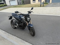 Motorfiets - afbeelding 2 van  8