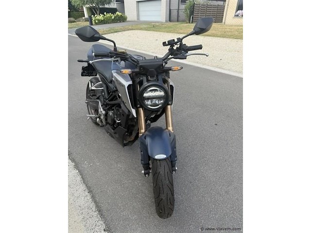 Motorfiets - afbeelding 4 van  8