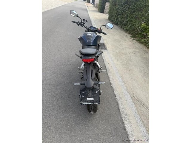 Motorfiets - afbeelding 5 van  8