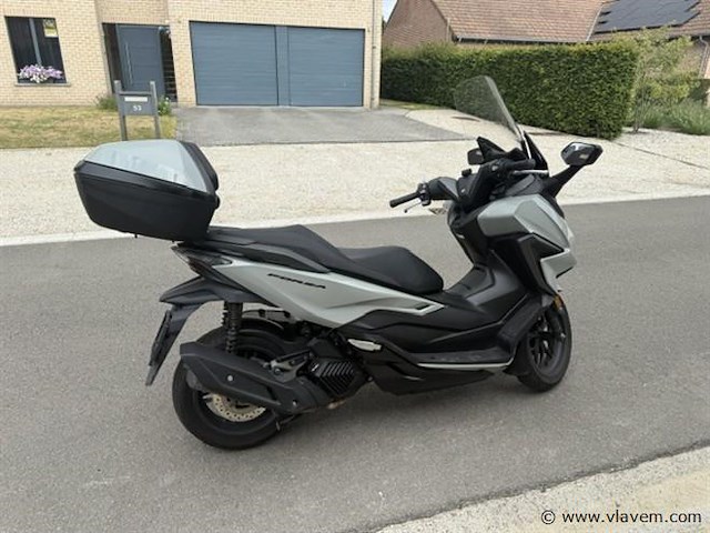 Motorfiets - afbeelding 6 van  12