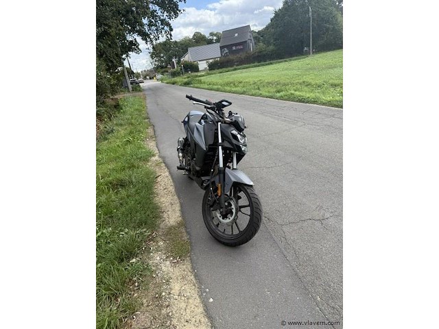 Motorfiets - afbeelding 2 van  6
