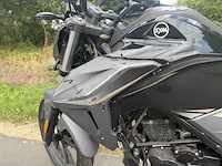 Motorfiets - afbeelding 6 van  6