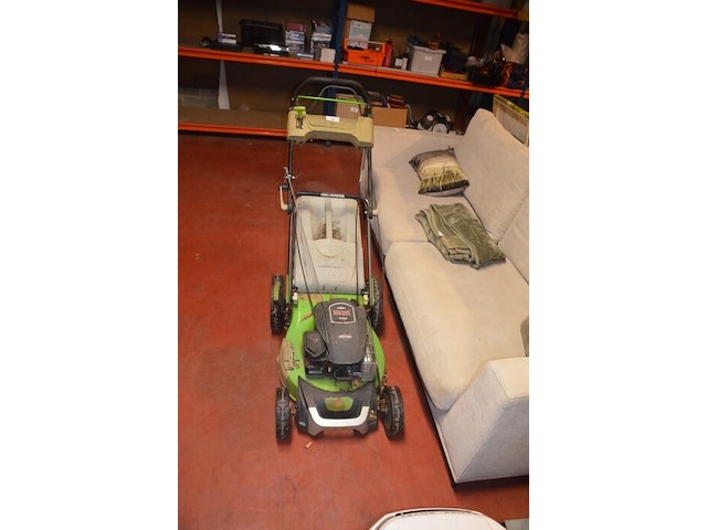 Motorgrasmachine central park met motor briggs&stratton 158cc - afbeelding 2 van  8
