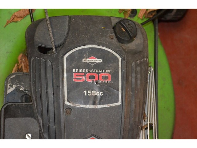 Motorgrasmachine central park met motor briggs&stratton 158cc - afbeelding 8 van  8