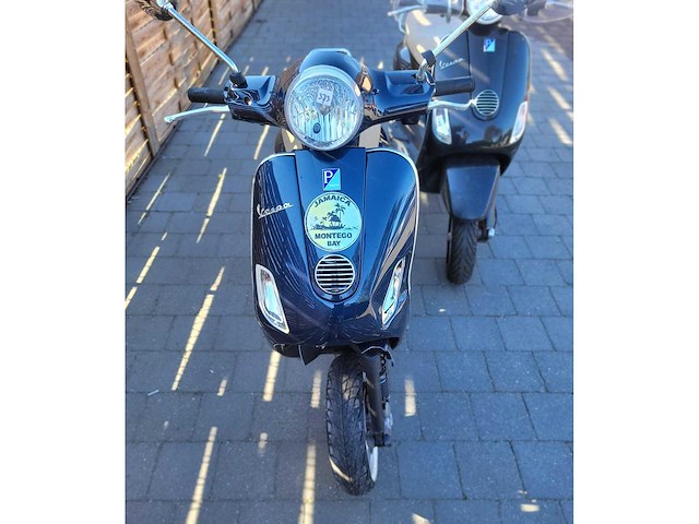 Motorised scooter (4x) - afbeelding 2 van  13