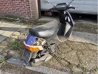 Motorised scooter - afbeelding 5 van  7