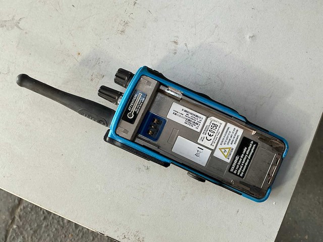 Motorola dp4401 ex walkie-talkie (13x) - afbeelding 4 van  5