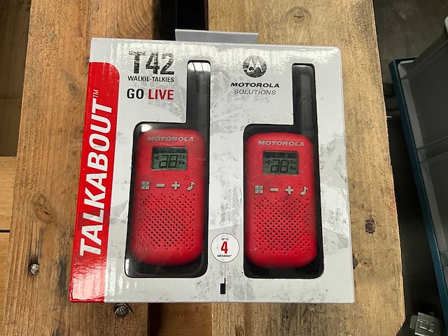 Motorola t42 walkie-talkie set - afbeelding 1 van  3