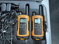 Motorola walkie-talkie set - afbeelding 3 van  8