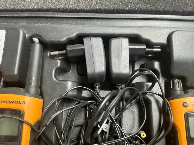 Motorola walkie-talkie set - afbeelding 4 van  8