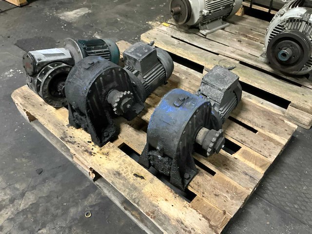 Motorreductor (3x) - afbeelding 2 van  4