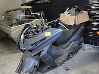 Motorscooter kymco - afbeelding 1 van  10