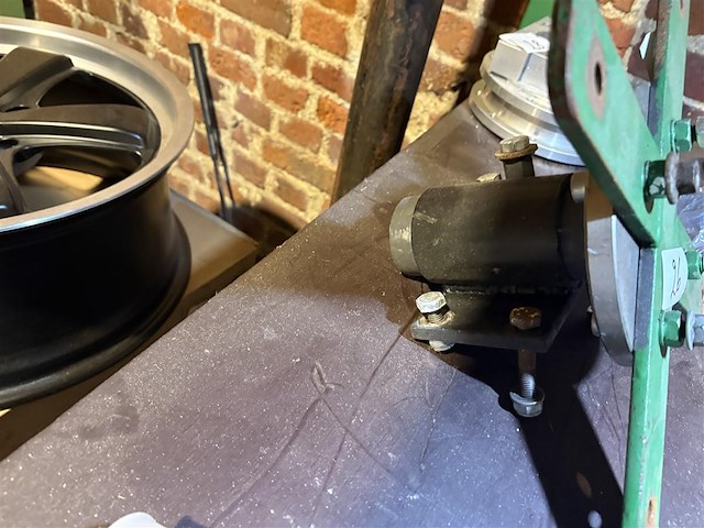 Motorsteun - afbeelding 3 van  3