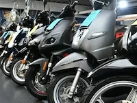 Moto's en bromfietsen