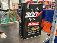 Motul 300v,inhoud 5 liter 15w50 vol synthetische racing motor olie - afbeelding 1 van  1