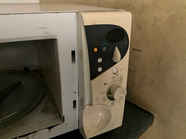 Moulinex symbio 20 microgolfoven - afbeelding 4 van  5
