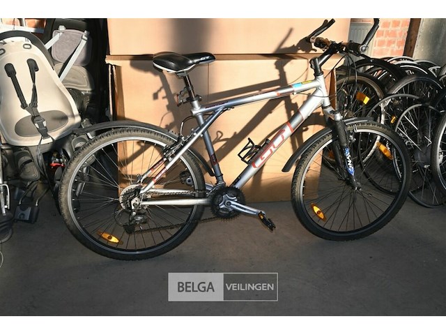 Mountainbike gt - afbeelding 1 van  4