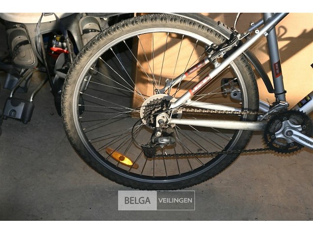 Mountainbike gt - afbeelding 2 van  4