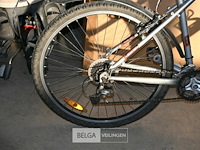 Mountainbike gt - afbeelding 2 van  4