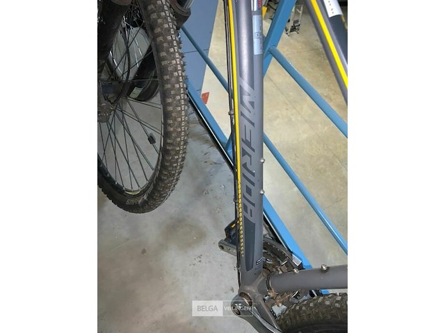 Mountainbike, merk merida, 10 versnellingen - afbeelding 2 van  3