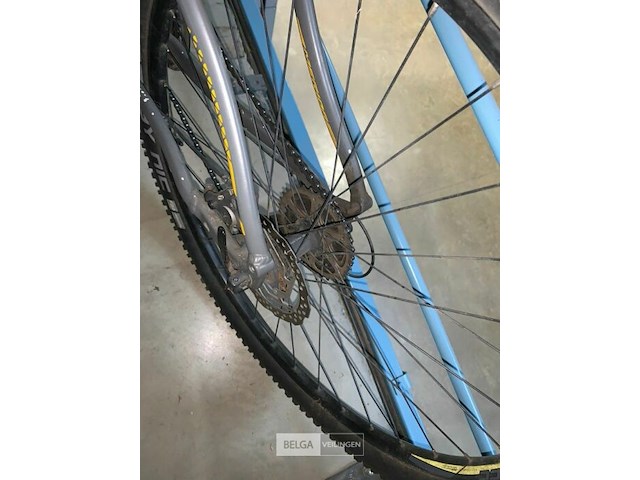 Mountainbike, merk merida, 10 versnellingen - afbeelding 3 van  3