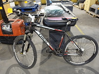 Mountainbike trek - afbeelding 1 van  2