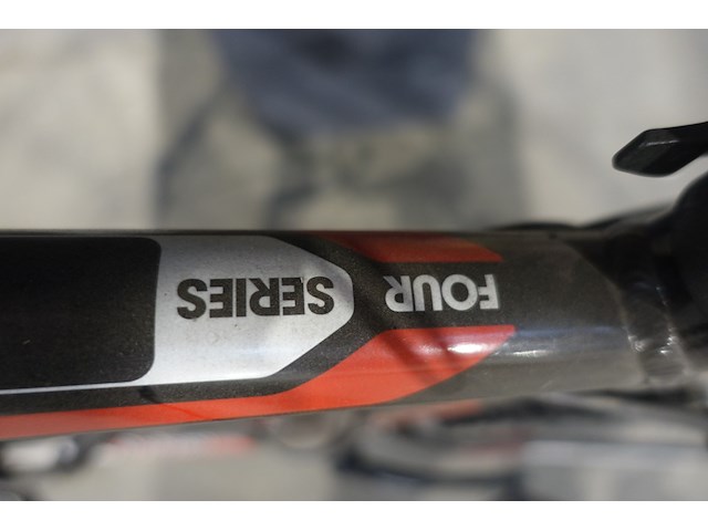 Mountainbike trek - afbeelding 2 van  2