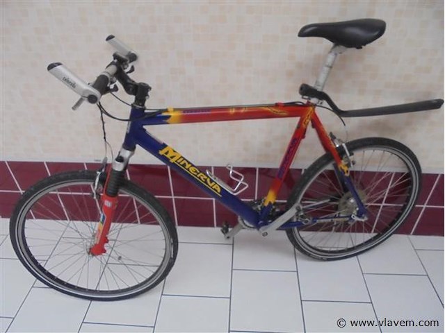Mountainbike - afbeelding 2 van  5
