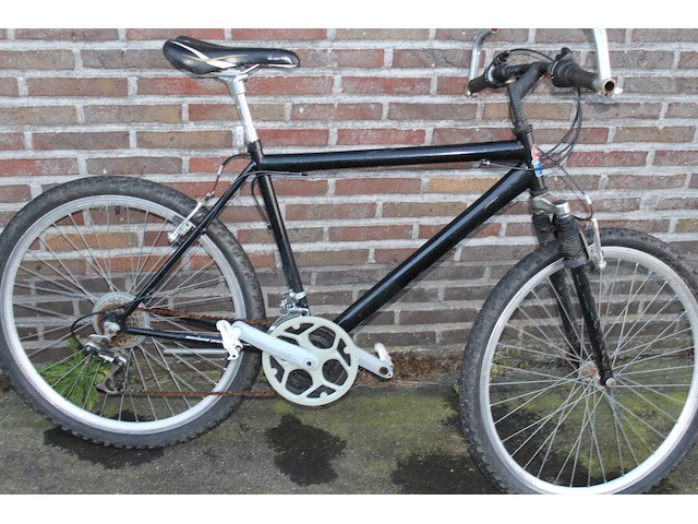 Mountainbike - afbeelding 1 van  3