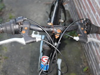 Mountainbike - afbeelding 3 van  3