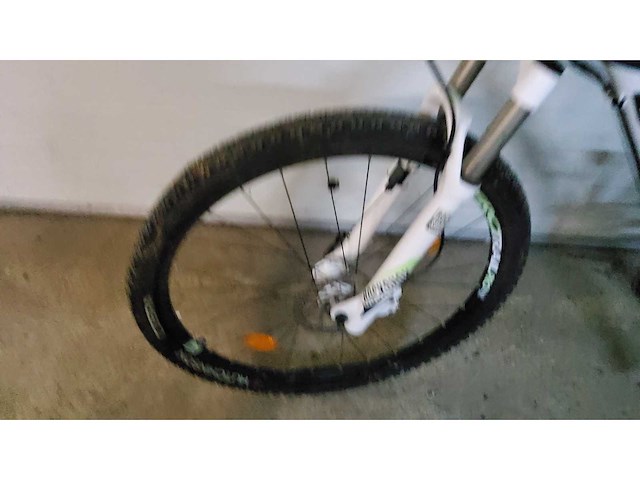 Mountainbike - afbeelding 1 van  3