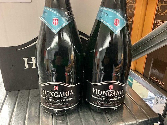 Mousserende wijn (32x) - afbeelding 2 van  5