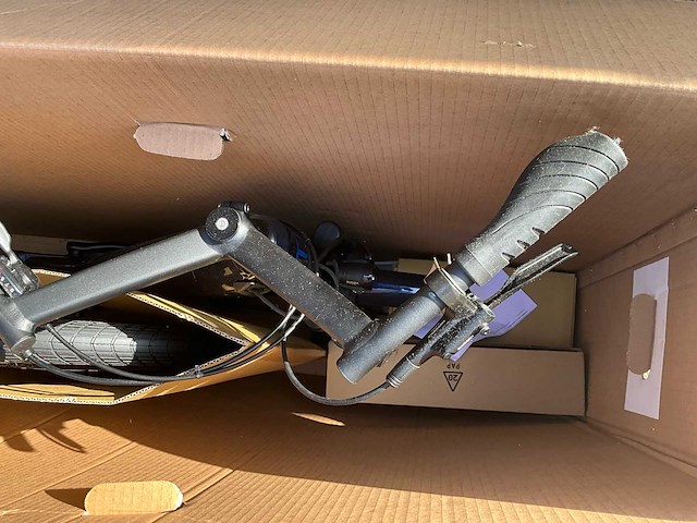 Moustache samedi 28.2 open m 2021/22/23 e-bike / in verpakking - afbeelding 5 van  13