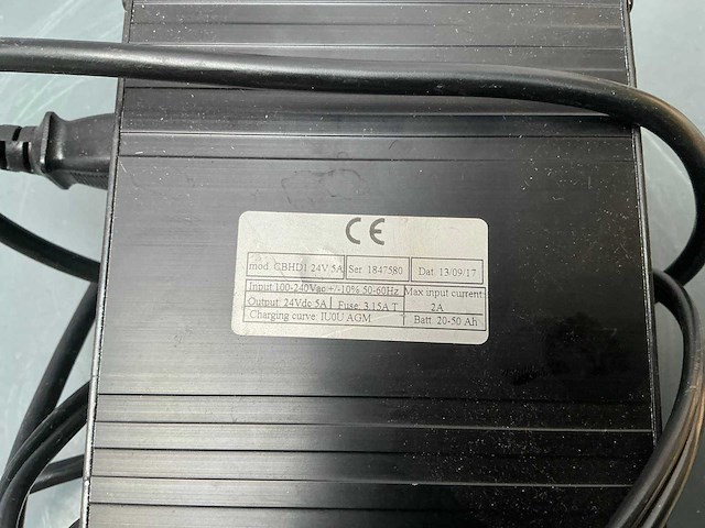 Movexx - oplader - cbhd1 24v %a - batterij - afbeelding 2 van  2