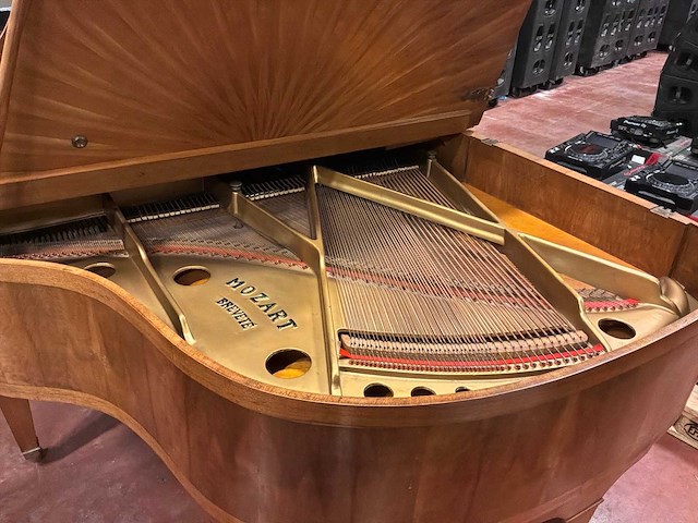 Mozart breveté vleugelpiano - afbeelding 8 van  11