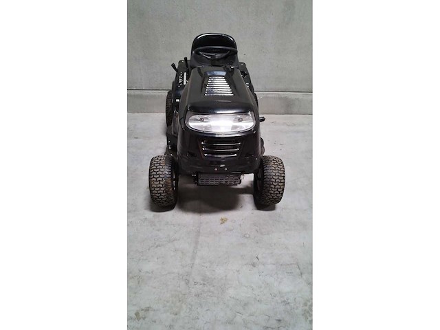 Mtd - ride on lawn mower - afbeelding 2 van  4