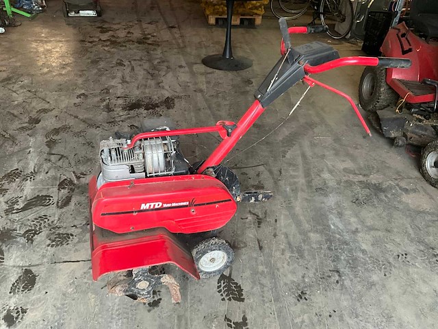 Mtd t/ 390 cultivator/grondfrees - afbeelding 1 van  11